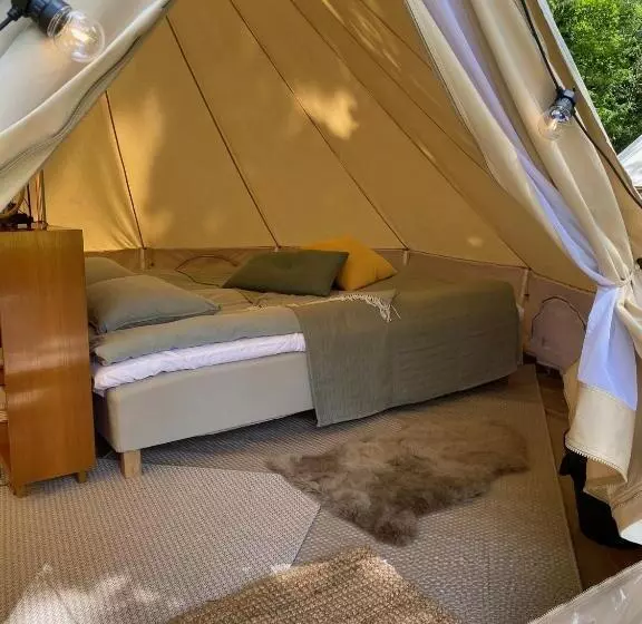 Retkeilymaja Kalvs Skolhus