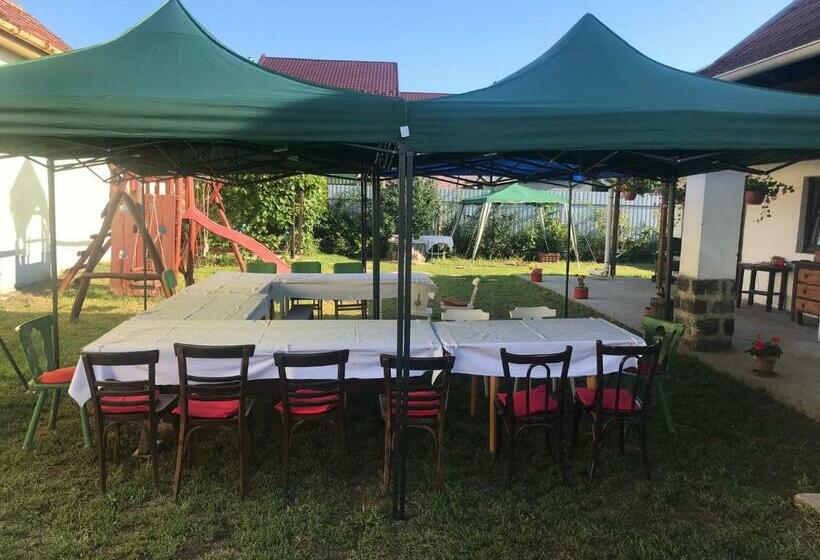 펜션 Oncsa Vendégház