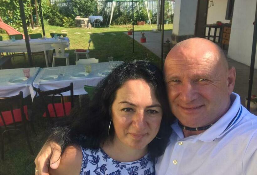 펜션 Oncsa Vendégház