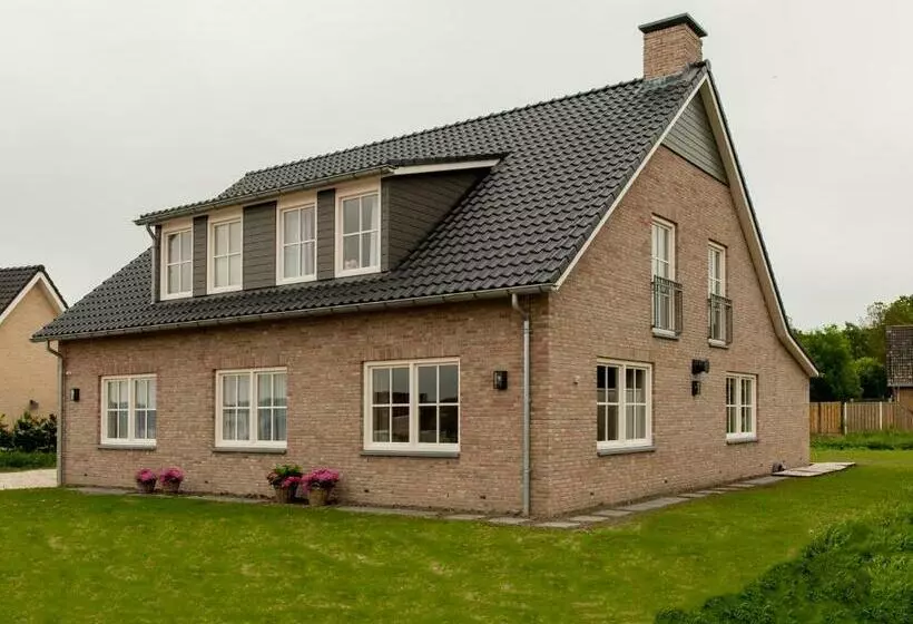 Aamiaismajoitus (B&B) Villa Zuiderduin