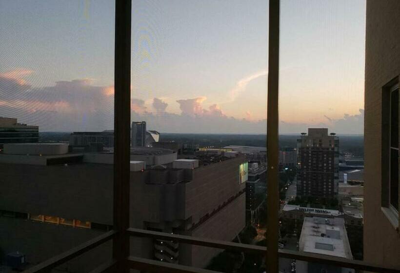 Blue Penthouse In The City