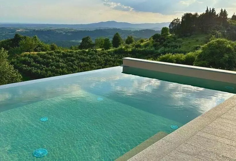 Hotelli Alle Tre Colline