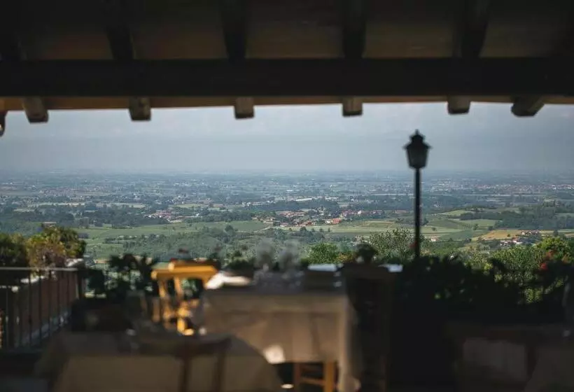 Hotelli Alle Tre Colline