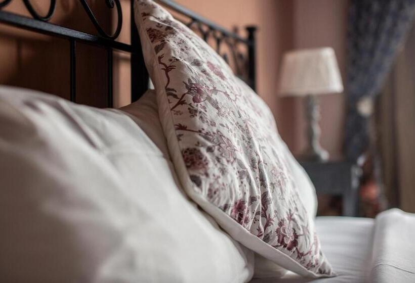 בית מלון כפרי Alle Tre Colline