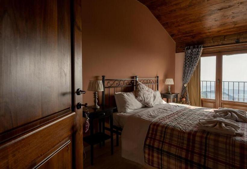 בית מלון כפרי Alle Tre Colline