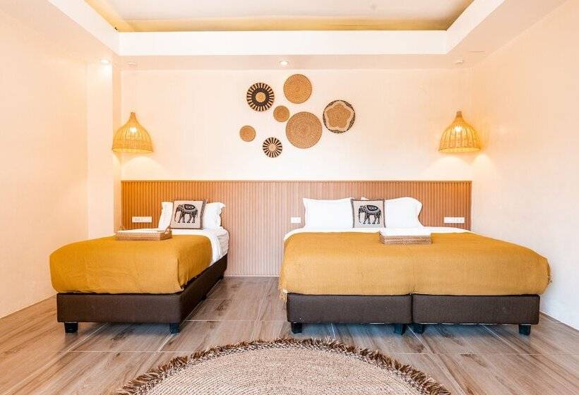 فندق Molly Resorts