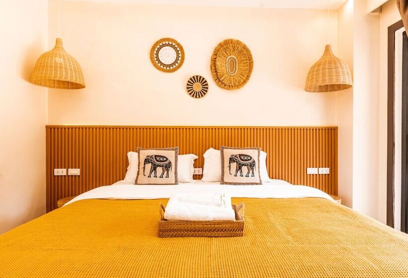 فندق Molly Resorts