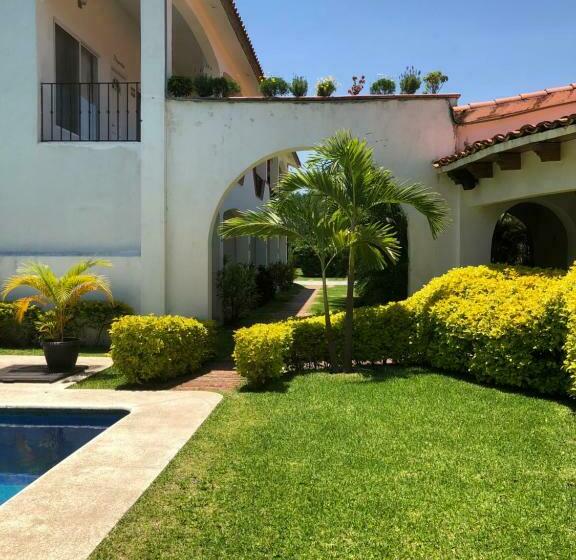 فندق Sky & Palms