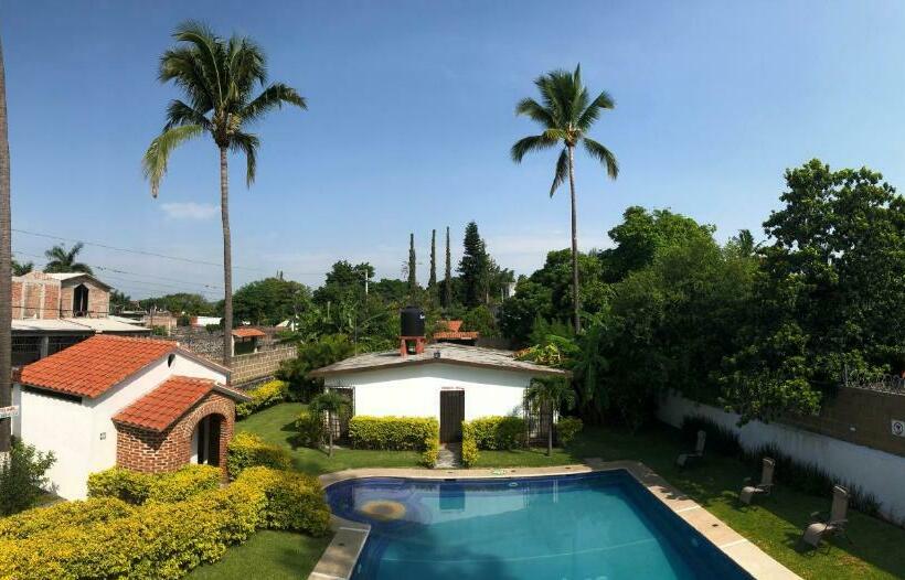 فندق Sky & Palms