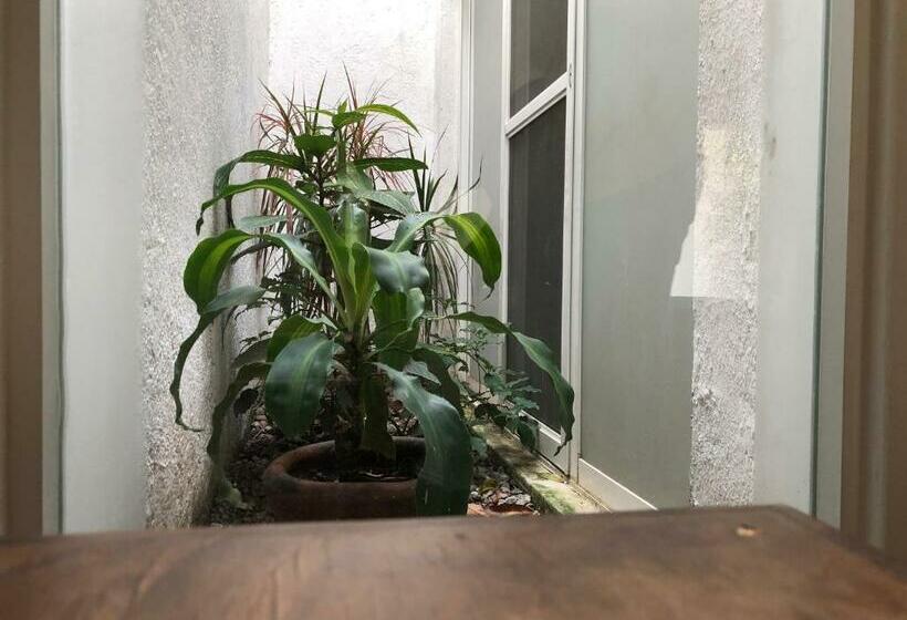 فندق Sky & Palms