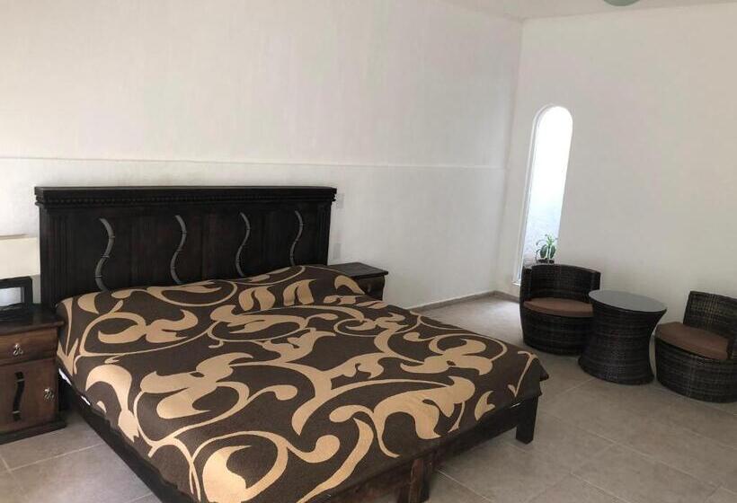 فندق Sky & Palms