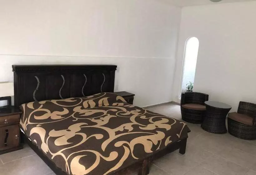 ホテル Sky & Palms