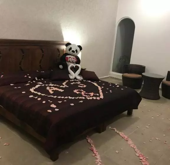 ホテル Sky & Palms