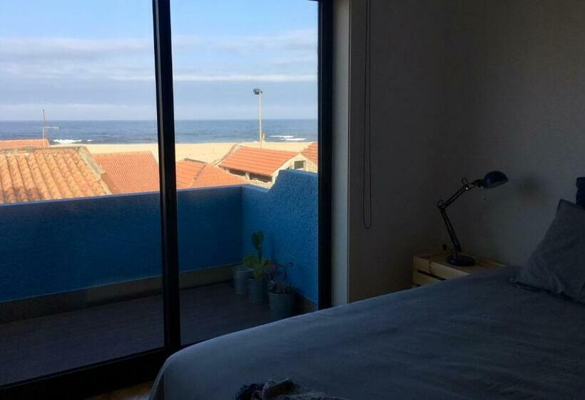 Pension Blue , Praia Da Aguda Porto