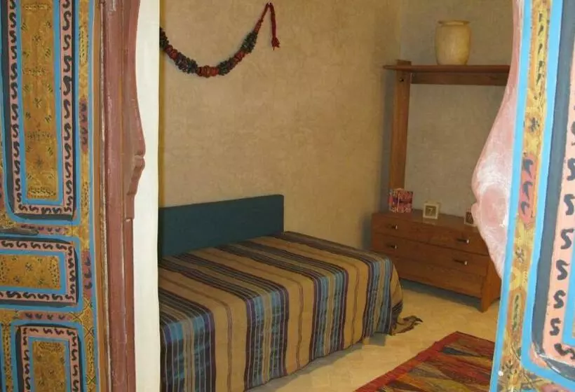 Majatalo Dar Kamango