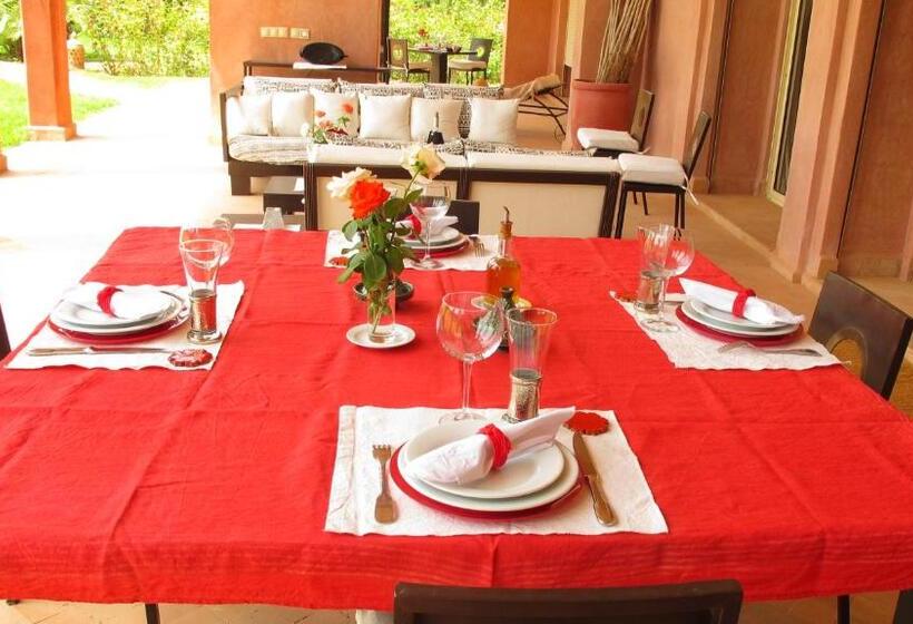 پانسیون Dar Kamango