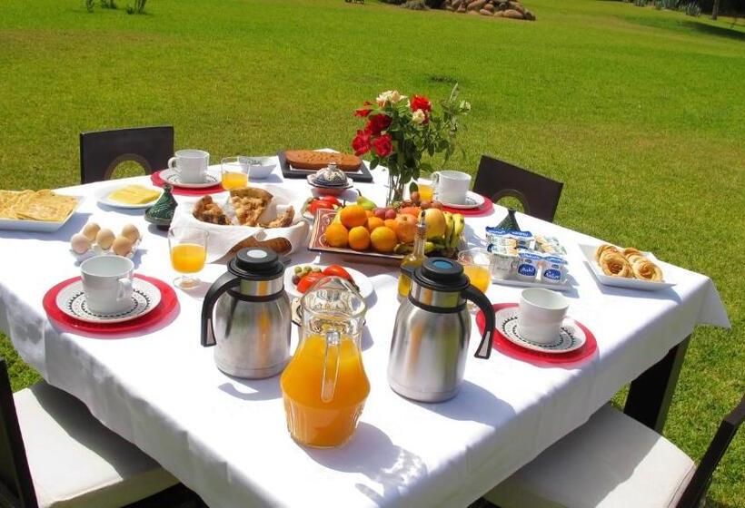 پانسیون Dar Kamango