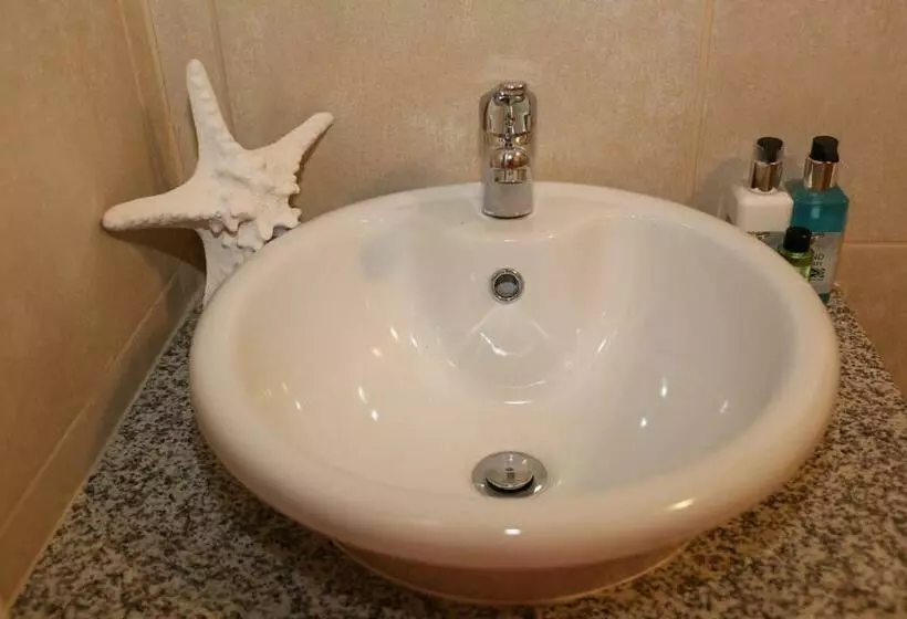 Majatalo Laudin S View