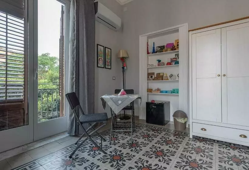 پانسیون Mag Guest House