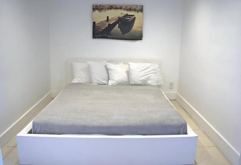 Steps To The Beach Christmas Vacation Pool