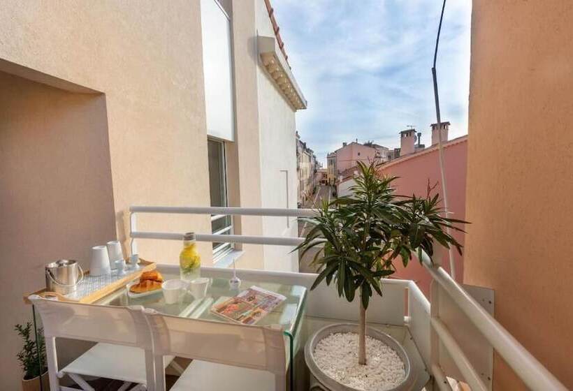 Traverse Des Artistes