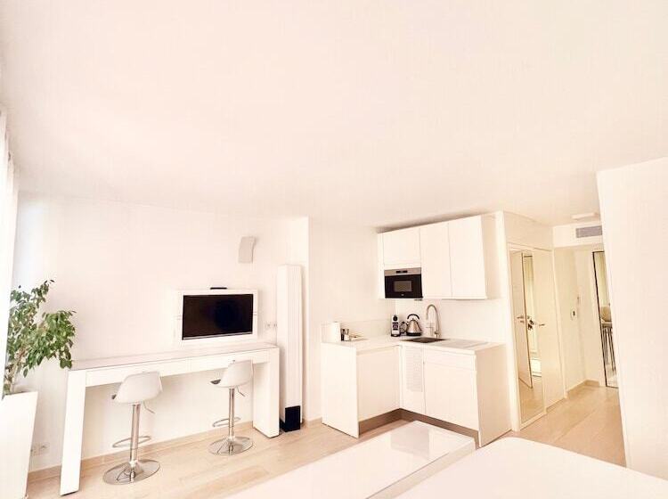 Traverse Des Artistes