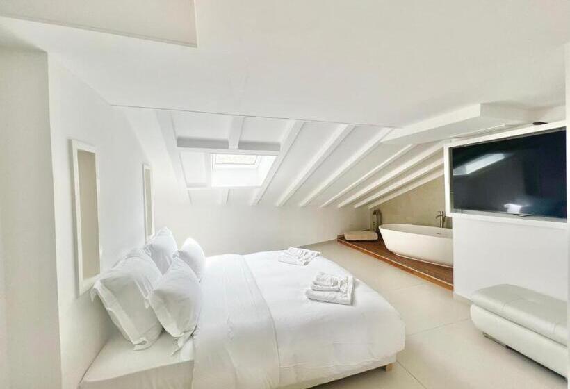 Traverse Des Artistes