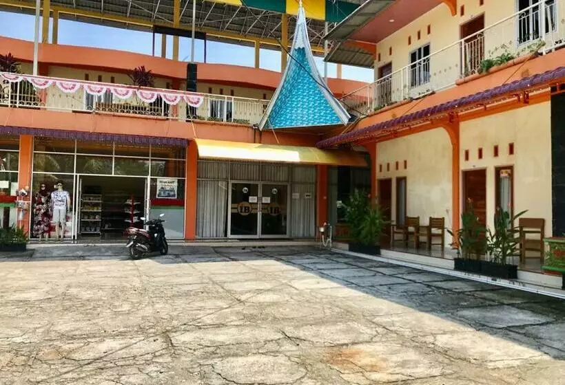 Retkeilymaja Penginapan Intan Bandara