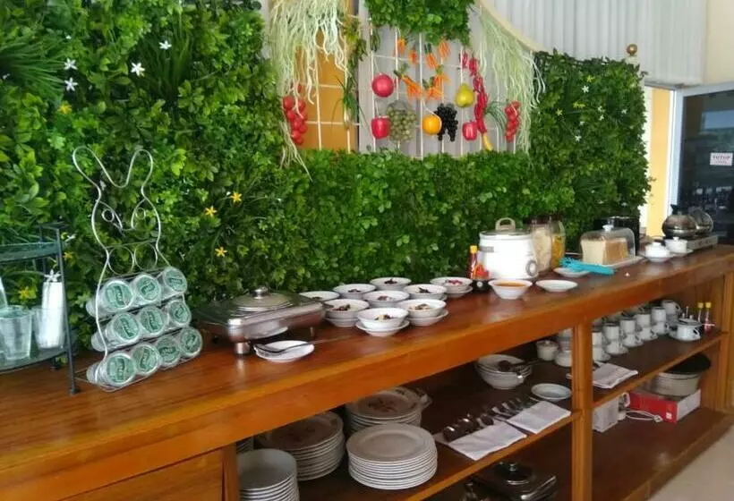 Retkeilymaja Penginapan Intan Bandara