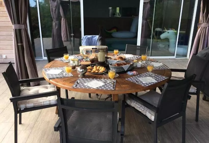 ベッドアンドブレックファースト Couette Et Campagne