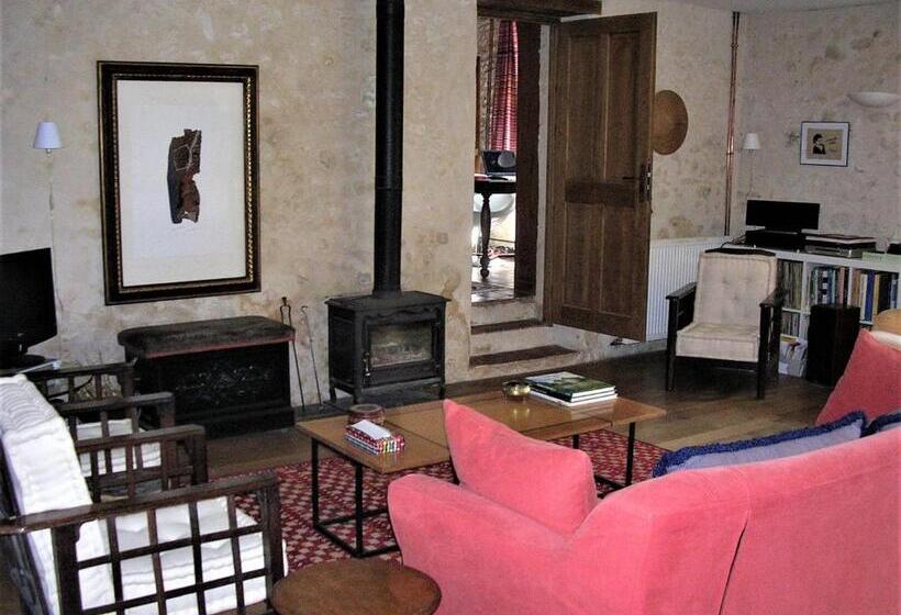 تختخواب و صبحانه La Maison Des Aubées