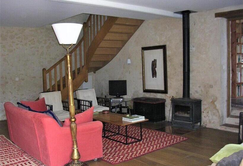 تختخواب و صبحانه La Maison Des Aubées