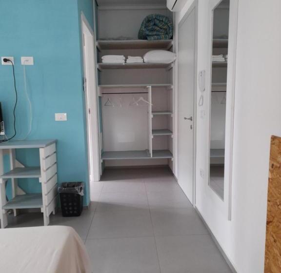 تختخواب و صبحانه R&b Manga Rosas