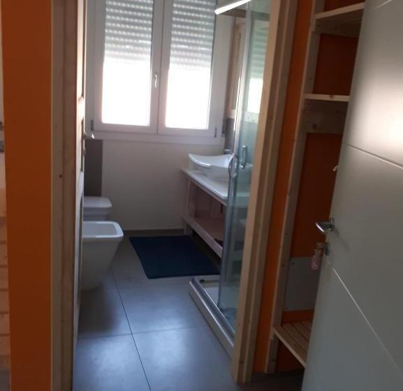 تختخواب و صبحانه R&b Manga Rosas