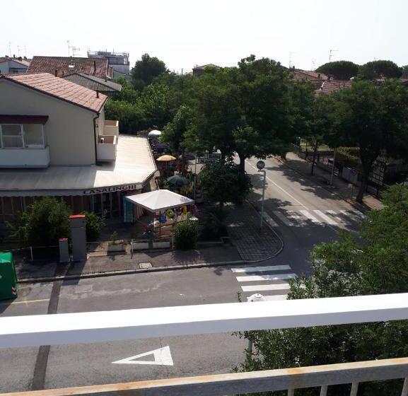 تختخواب و صبحانه R&b Manga Rosas