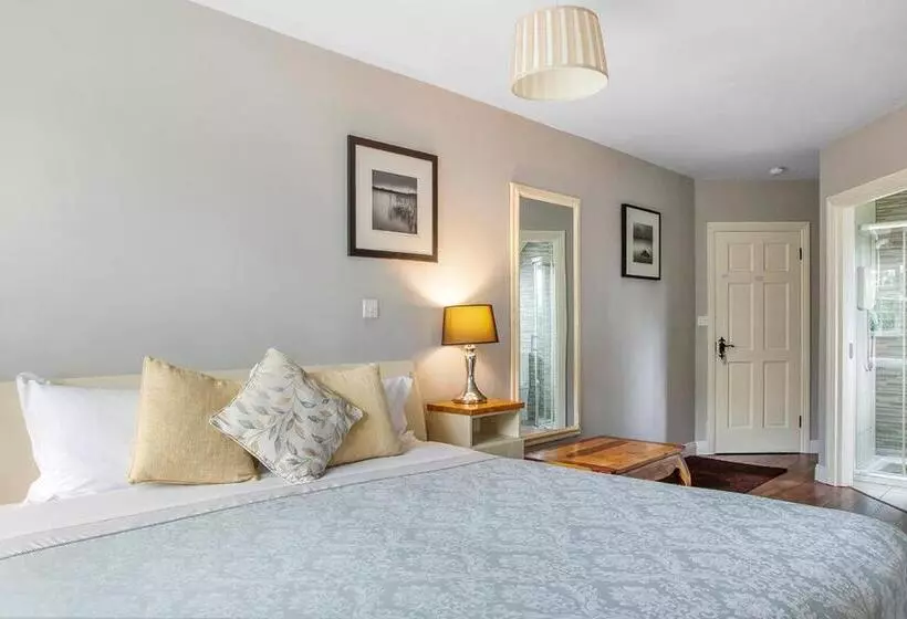 Aamiaismajoitus (B&B) The Ridgewood Lodge