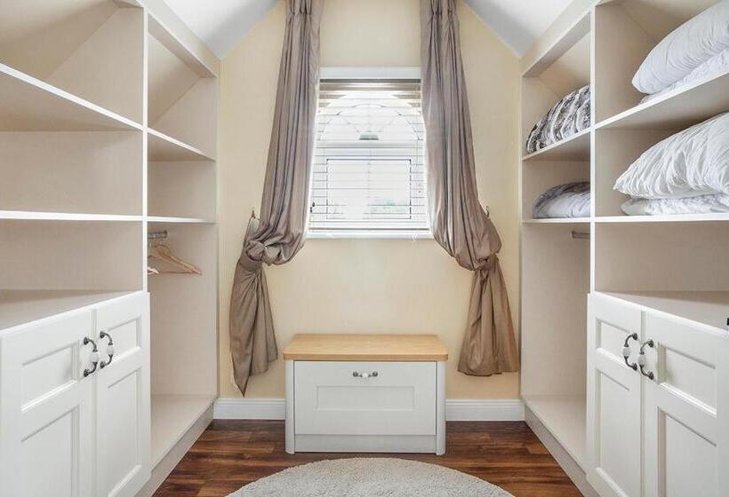 צימר The Ridgewood Lodge