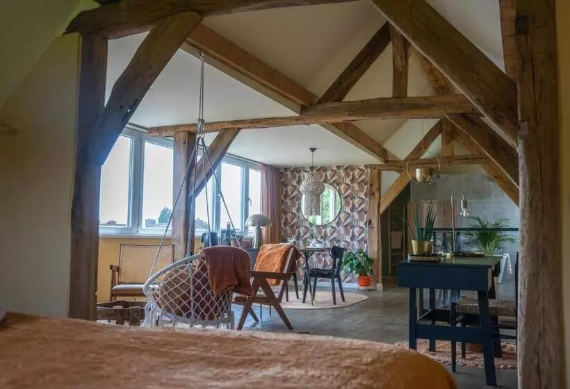 Aamiaismajoitus (B&B) Tweezeven