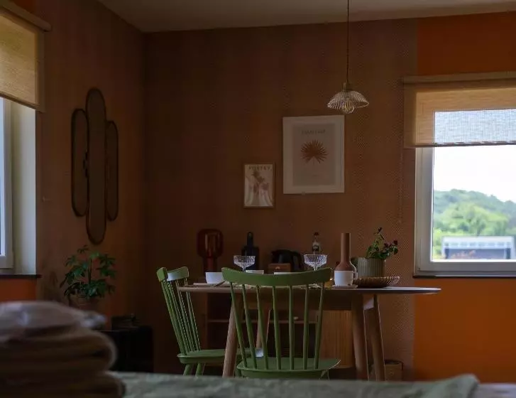 Aamiaismajoitus (B&B) Tweezeven