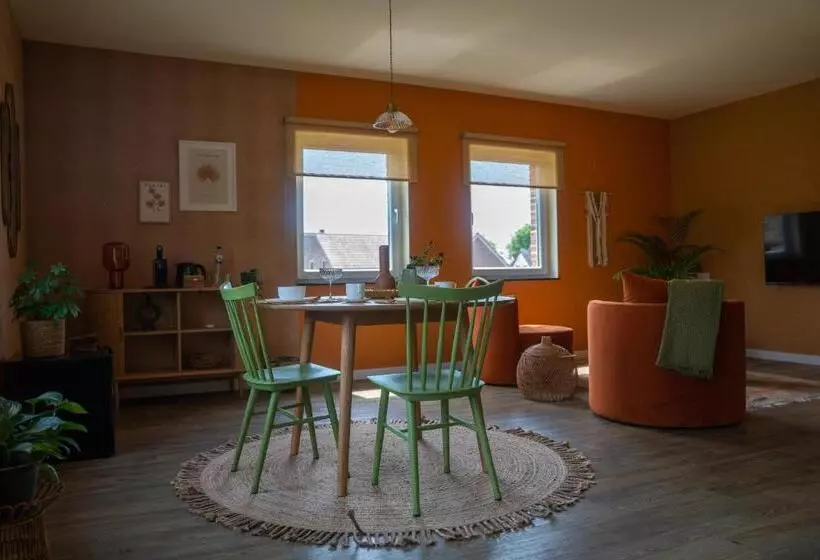 Aamiaismajoitus (B&B) Tweezeven