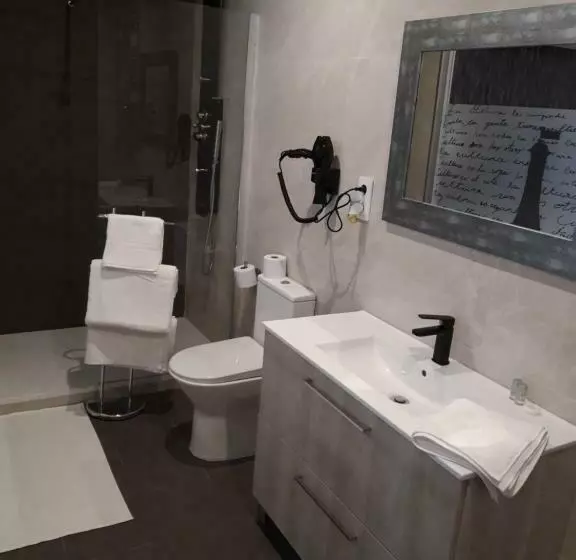 ペンション H.albar Mieres