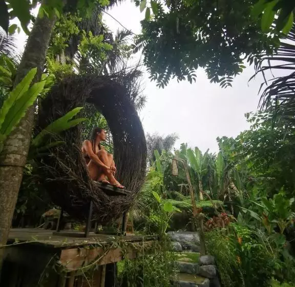 Majatalo Mirah Guest House