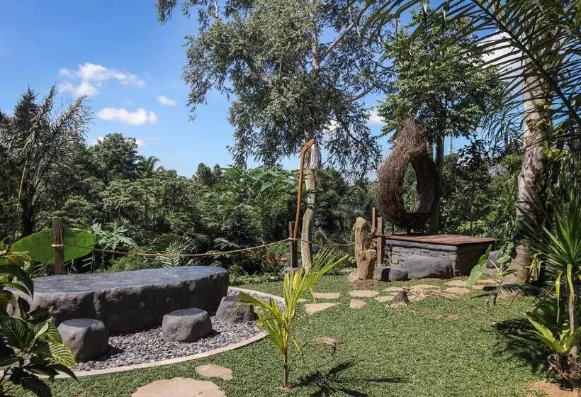 Majatalo Mirah Guest House