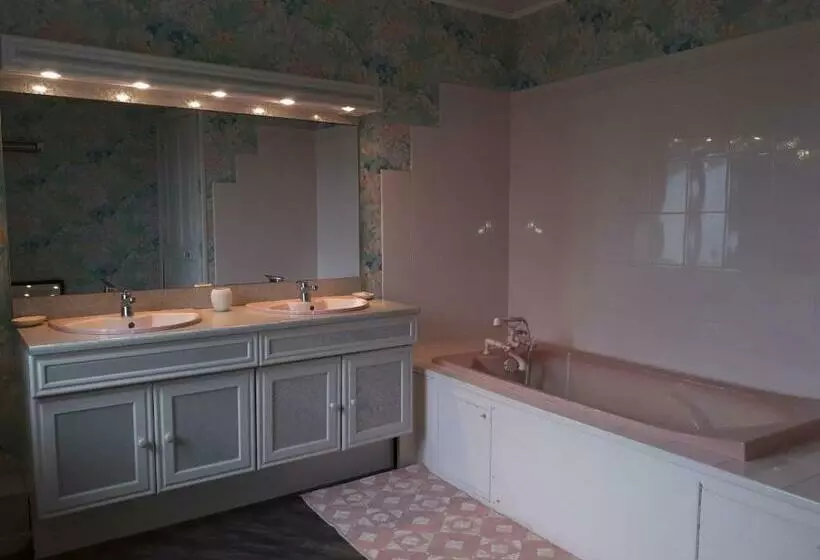 Aamiaismajoitus (B&B) Chambre Du Nouvion