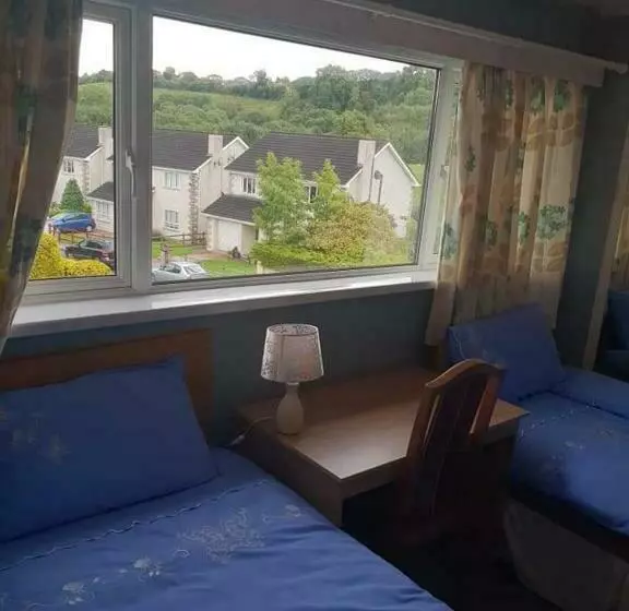 تختخواب و صبحانه Farnham House