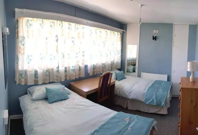 تختخواب و صبحانه Farnham House