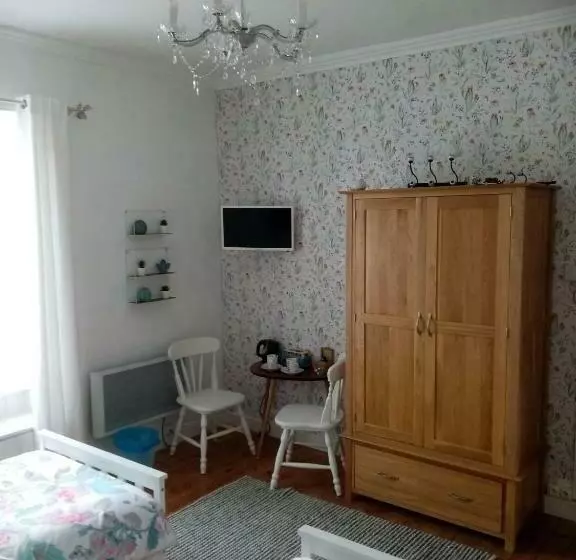 Aamiaismajoitus (B&B) Maison Jonela