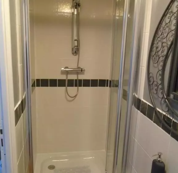 Aamiaismajoitus (B&B) Maison Jonela