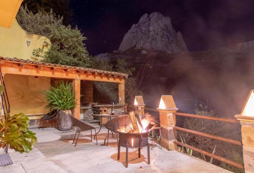 هتل Casa Del Arbol