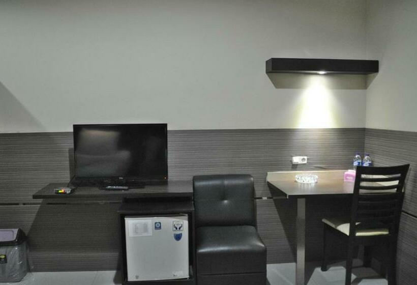 Grand Krakatau Hotel Serang